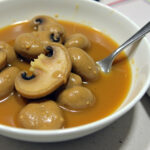 PREPARANDO UNA DELICIOSA SALSA DE CHAMPIÑONES