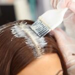 COMO COLOCAR EL TINTE  PARA EL CABELLO EN TU CASA